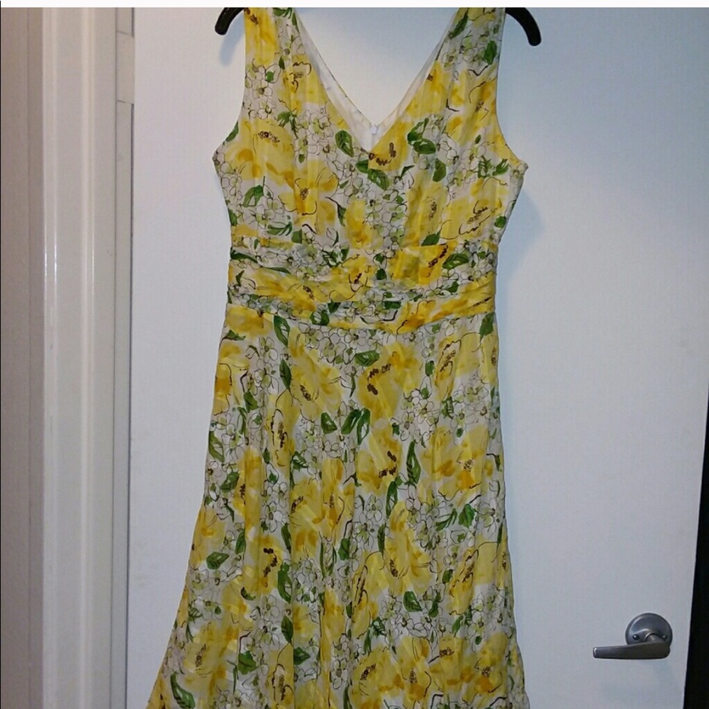 Dress feminine and flirty